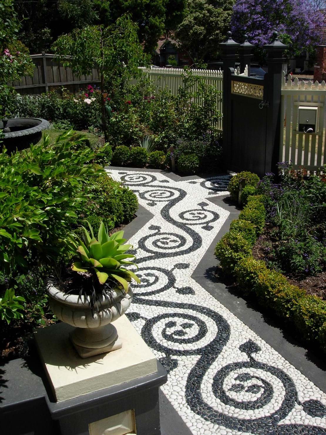 Landscape Design Melbourne | Sandra McMahon Gardenscape ... Landscape Design Melbourne | Sandra McMahon Gardenscape ... on Black And White Patio Ideas id=61882